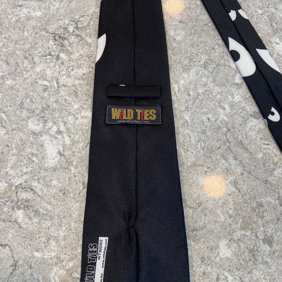 Halloween Tie-Wild Ties - Picture 2 of 2